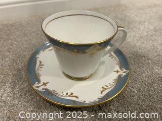 MaxSold Auction: AYNSLEY SONNET BONE CHINA TEACUP SET - Kingston (Ontario, Canada) SELLER MANAGED Downsizing Online Auction - Crossfield Avenue