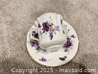MaxSold Auction: HAMMERSLEY BONE CHINA TEACUP CUP&SAUCER VICTORIAN VIOLETS ENGLAND - Kingston (Ontario, Canada) SELLER MANAGED Downsizing Online Auction - Crossfield Avenue