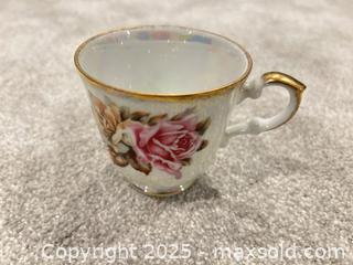 MaxSold Auction: JAPAN Pearlescent porcelain cup - Kingston (Ontario, Canada) SELLER MANAGED Downsizing Online Auction - Crossfield Avenue