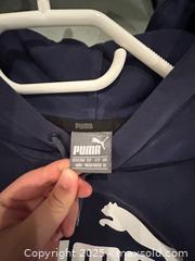 MaxSold Auction: PUMA man size M hoodie - Kingston (Ontario, Canada) SELLER MANAGED Downsizing Online Auction - Crossfield Avenue