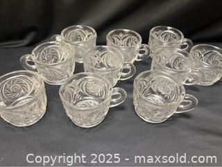 MaxSold Auction: 9 Vintage Pinwheel Pressed Glass Punch Cups - Campbell (California, USA) SELLER MANAGED Downsizing Online Auction - Dell Avenue