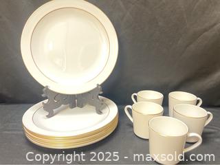 MaxSold Auction: Centura by Corning Dinnerware Set – 8 Dinner Plates & 5 Coffee Cups, White with Gold Rim - Campbell (California, USA) SELLER MANAGED Downsizing Online Auction - Dell Avenue