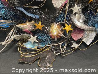 MaxSold Auction: Pier 1 Imports Celestial Wreath – 20" Moon & Starts - Campbell (California, USA) SELLER MANAGED Downsizing Online Auction - Dell Avenue