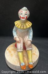 MaxSold Auction: Vintage Rare Find A Company Of Friends 1979 Clown Music Rotating Porcelain Figurine - Campbell (California, USA) SELLER MANAGED Downsizing Online Auction - Dell Avenue