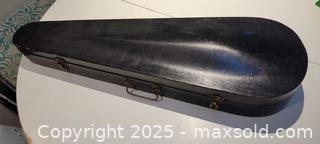 MaxSold Auction: Suzuki Violin 4/4  1981 , Wood case - Toronto (Ontario, Canada) SELLER MANAGED Downsizing Online Auction - Stibbard Avenue