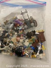 MaxSold Auction: LEGO Minifigures & Parts Mixed Lot (Bulk) - Vancouver (British Columbia, Canada) SELLER MANAGED Reseller Online Auction - East 7th Avenue (STORAGE)