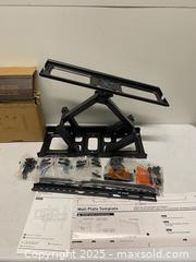 MaxSold Auction: Pipishell PIMFK1 Full-Motion TV Wall Mount – Heavy Duty, VESA up to 400×400 - Vancouver (British Columbia, Canada) SELLER MANAGED Reseller Online Auction - East 7th Avenue (STORAGE)