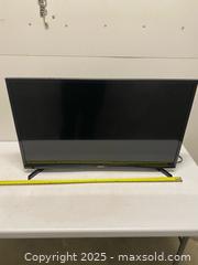 MaxSold Auction: Samsung 32” Smart LED TV Model UN32M4500BF w/ Power Cord (2023)  - Vancouver (British Columbia, Canada) SELLER MANAGED Reseller Online Auction - East 7th Avenue (STORAGE)