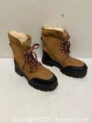 MaxSold Auction: UGG Women’s Shearling-Lined Lace-Up Winter Boots – Size US 7.5 / EU 38.5  - Vancouver (British Columbia, Canada) SELLER MANAGED Reseller Online Auction - East 7th Avenue (STORAGE)