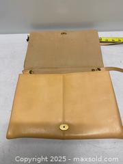 MaxSold Auction: Vintage Cort Montreal Leather & Snakeskin Clutch Purse - Vancouver (British Columbia, Canada) SELLER MANAGED Reseller Online Auction - East 7th Avenue (STORAGE)