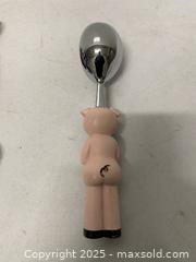 MaxSold Auction: Vintage Ice Cream Scoops & Novelty Spoon Lot - Vancouver (British Columbia, Canada) SELLER MANAGED Reseller Online Auction - East 7th Avenue (STORAGE)
