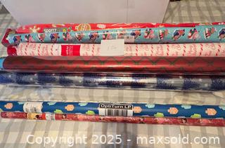 MaxSold Auction: 10 Rolls Wrapping Paper Lot 106 - Bear (Delaware, USA) SELLER MANAGED Downsizing Online Auction - Donna Marie Way