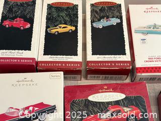 MaxSold Auction: Hallmark Car Ornaments Lot 17 - Bear (Delaware, USA) SELLER MANAGED Downsizing Online Auction - Donna Marie Way