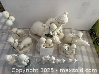 MaxSold Auction: Snow Baby Lot 1 - Bear (Delaware, USA) SELLER MANAGED Downsizing Online Auction - Donna Marie Way