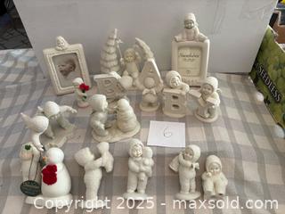MaxSold Auction: Snow Baby Lot 6 - Bear (Delaware, USA) SELLER MANAGED Downsizing Online Auction - Donna Marie Way