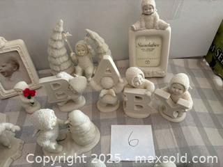 MaxSold Auction: Snow Baby Lot 6 - Bear (Delaware, USA) SELLER MANAGED Downsizing Online Auction - Donna Marie Way