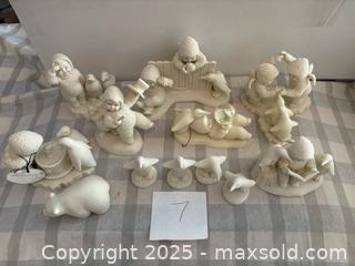 MaxSold Auction: Snow Baby Lot 7 - Bear (Delaware, USA) SELLER MANAGED Downsizing Online Auction - Donna Marie Way