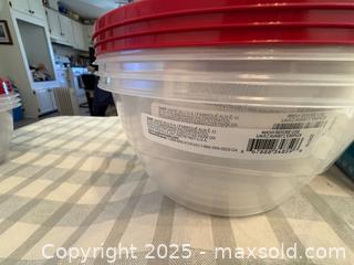 MaxSold Auction: Tupperware set Lot 16 - Bear (Delaware, USA) SELLER MANAGED Downsizing Online Auction - Donna Marie Way