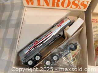 MaxSold Auction: Winross Die Cast Trucks Lot 19 - Bear (Delaware, USA) SELLER MANAGED Downsizing Online Auction - Donna Marie Way