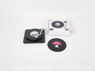 MaxSold Auction: Retro Vinyl Record Coasters Set - Toronto (Ontario, Canada) SELLER MANAGED Downsizing Online Auction - Esandar Drive (STORAGE)