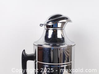 MaxSold Auction: Vintage Camel Vacuum Flask Thermos - Toronto (Ontario, Canada) SELLER MANAGED Downsizing Online Auction - Esandar Drive (STORAGE)