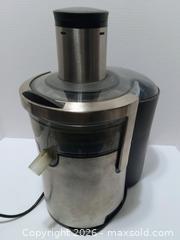 MaxSold Auction: Breville BJE510XL Juice Fountain Multi-Speed juicer - Lakeland (Florida, USA) SELLER MANAGED Reseller Online Auction - Dove Meadow Trail
