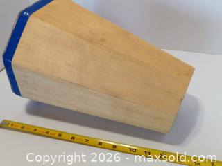 MaxSold Auction: Kandu Cajonga Stool Drum - Lakeland (Florida, USA) SELLER MANAGED Reseller Online Auction - Dove Meadow Trail