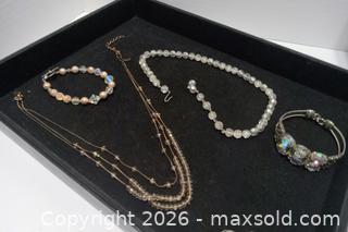 MaxSold Auction: Ladies Crystal Costume Jewelry/Liz Claiborne Clear  - Lakeland (Florida, USA) SELLER MANAGED Reseller Online Auction - Dove Meadow Trail