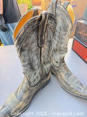 MaxSold Auction: Black Distressed Leather Cowboy Boots, Snip Toe, US ~7.5 - Los Angeles (California, USA) PARTNER MANAGED Downsizing Online Auction - West 88th Place