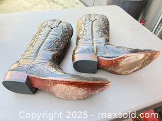 MaxSold Auction: Distressed Black & Brown Leather Western Cowboy Boots, Made in Mexico - Los Angeles (California, USA) PARTNER MANAGED Downsizing Online Auction - West 88th Place