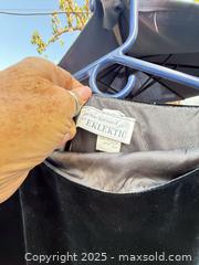 MaxSold Auction: Jackie Bernard for EKLEKTIC Vintage Velvet Midi Dress, Size 8 - Los Angeles (California, USA) PARTNER MANAGED Downsizing Online Auction - West 88th Place