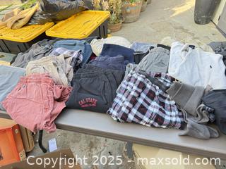 MaxSold Auction: Lot of 12–15 Mixed Lounge Pants / Sweatpants (Mostly M) - Los Angeles (California, USA) PARTNER MANAGED Downsizing Online Auction - W 88th Place