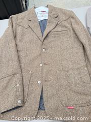 MaxSold Auction: Lot of 2 Men's Sport Coats / Blazers - Schaefer Outfitter & Pendleton - Los Angeles (California, USA) PARTNER MANAGED Downsizing Online Auction - West 88th Place