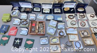 MaxSold Auction: Lot of 30–40 Western/Southwestern Belt Buckles & Bracelets - Los Angeles (California, USA) PARTNER MANAGED Downsizing Online Auction - W 88th Place