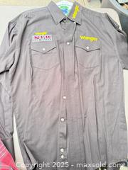 MaxSold Auction: Lot of 4 Men's Long-Sleeve Flannel / Button-Up Shirts - Los Angeles (California, USA) PARTNER MANAGED Downsizing Online Auction - West 88th Place