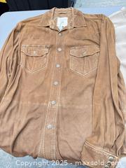MaxSold Auction: Lot of 4 Men's Western Shirts & 1 Suede Jacket, Mixed Brands - Los Angeles (California, USA) PARTNER MANAGED Downsizing Online Auction - West 88th Place