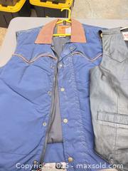 MaxSold Auction: Lot of 4 men's/women's vests - Schaefer, Scully, Saguaro West - Los Angeles (California, USA) PARTNER MANAGED Downsizing Online Auction - W 88th Place
