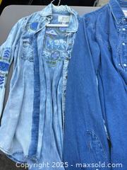 MaxSold Auction: Lot of 5 Long Sleeve Western Button/Snap Shirts, Size L - Los Angeles (California, USA) PARTNER MANAGED Downsizing Online Auction - West 88th Place