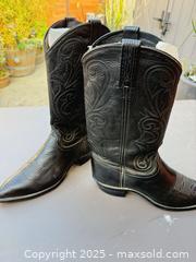 MaxSold Auction: Men's Black Leather Cowboy Western Boots Size 9 M - Los Angeles (California, USA) PARTNER MANAGED Downsizing Online Auction - West 88th Place