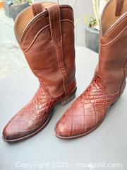 MaxSold Auction: Men's Tecovas Westen Boots 10D - Los Angeles (California, USA) PARTNER MANAGED Downsizing Online Auction - West 88th Place