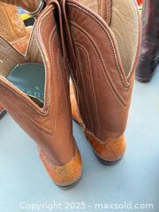 MaxSold Auction: Men's Western Boots Size 10 D - Los Angeles (California, USA) PARTNER MANAGED Downsizing Online Auction - West 88th Place