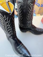 MaxSold Auction: Nocona Leather Boots Size 10 Pointed/Snip Toe Made in Mexico - Los Angeles (California, USA) PARTNER MANAGED Downsizing Online Auction - West 88th Place