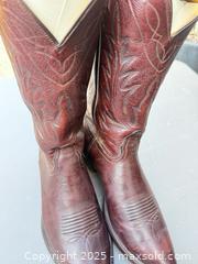 MaxSold Auction: Nocona Men's Leather Boots Size 10 D Burgundy Oxblood - Los Angeles (California, USA) PARTNER MANAGED Downsizing Online Auction - W 88th Place