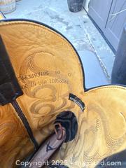 MaxSold Auction: Nocona Size 10 D Pointed Leather Boots - Los Angeles (California, USA) PARTNER MANAGED Downsizing Online Auction - West 88th Place