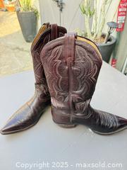 MaxSold Auction: Nocona Western Snip-Point Leather Boots, Men's 11 D - Los Angeles (California, USA) PARTNER MANAGED Downsizing Online Auction - W 88th Place