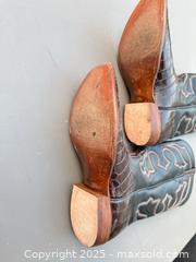 MaxSold Auction: Rios 9504K Square-Toe Leather Shoes - Los Angeles (California, USA) PARTNER MANAGED Downsizing Online Auction - West 88th Place