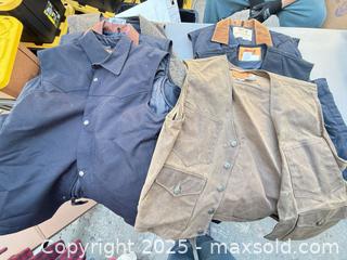 MaxSold Auction: Schaefer Outfitter Men's Ranch/Field Jackets (Lot) - Los Angeles (California, USA) PARTNER MANAGED Downsizing Online Auction - West 88th Place