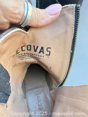 MaxSold Auction: Tecovas Black Ostrich Short Western Boots Size 10–10.5 - Los Angeles (California, USA) PARTNER MANAGED Downsizing Online Auction - West 88th Place