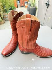 MaxSold Auction: Tecovas Men's Western Cowboy Boots Size 10 D Rust Cognac - Los Angeles (California, USA) PARTNER MANAGED Downsizing Online Auction - West 88th Place