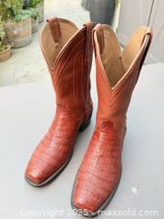 MaxSold Auction: Tecovas Men's Western Cowboy Boots Size 10 D Rust Cognac - Los Angeles (California, USA) PARTNER MANAGED Downsizing Online Auction - West 88th Place